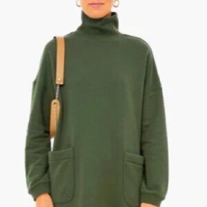 Tuckernuck. Pomander Place. Forest Green Dress.